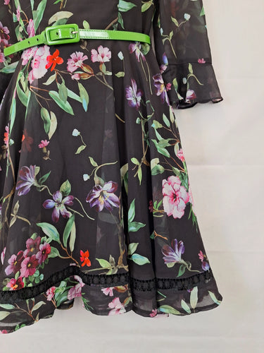 Review Flute Sleeve Floral Mini Dress Size 8 by SwapUp-Online Second Hand Store-Online Thrift Store