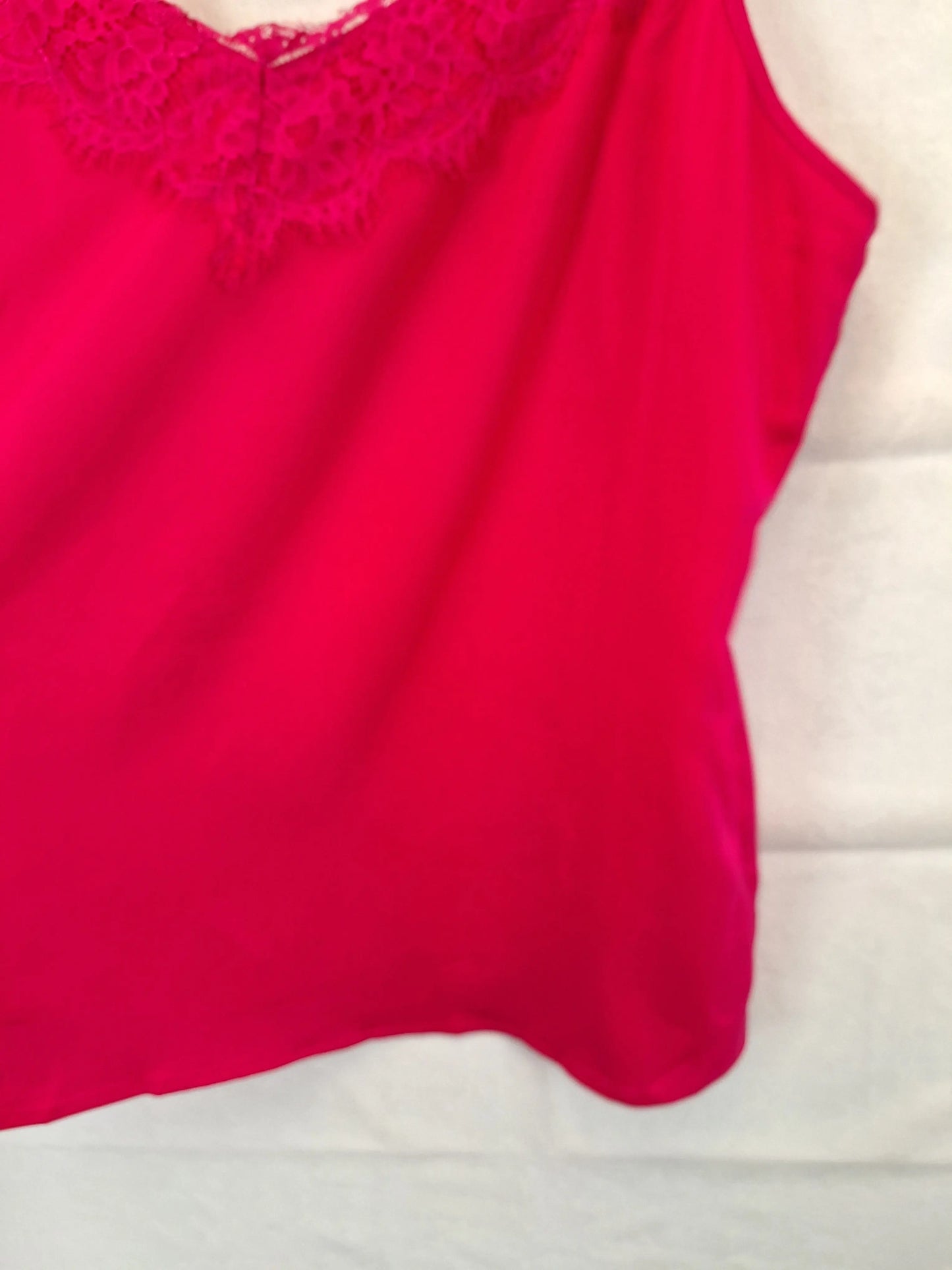 Review Fuchsia Lace Camisole Top Size 16 by SwapUp-Online Second Hand Store-Online Thrift Store