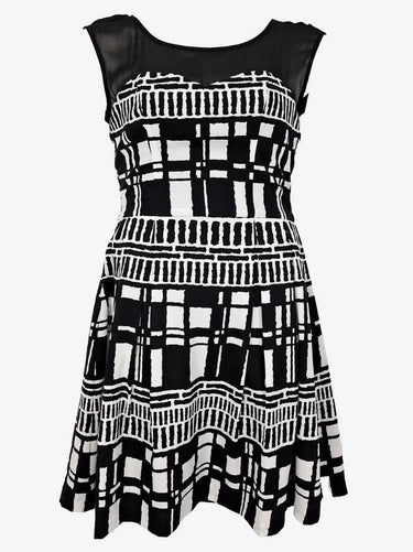 Review Geometric Mesh Skater Dress Size 10 by SwapUp-Online Second Hand Store-Online Thrift Store