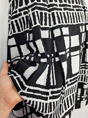 Review Geometric Mesh Skater Dress Size 10 by SwapUp-Online Second Hand Store-Online Thrift Store