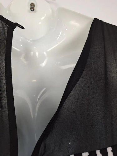 Review Geometric Mesh Skater Dress Size 10 by SwapUp-Online Second Hand Store-Online Thrift Store