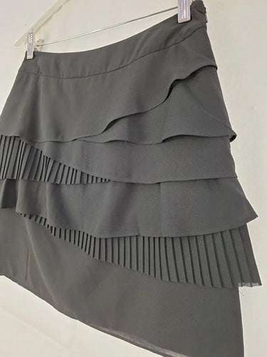 Review Layered Flirty Ruffle Skirt Size 10 by SwapUp-Online Second Hand Store-Online Thrift Store
