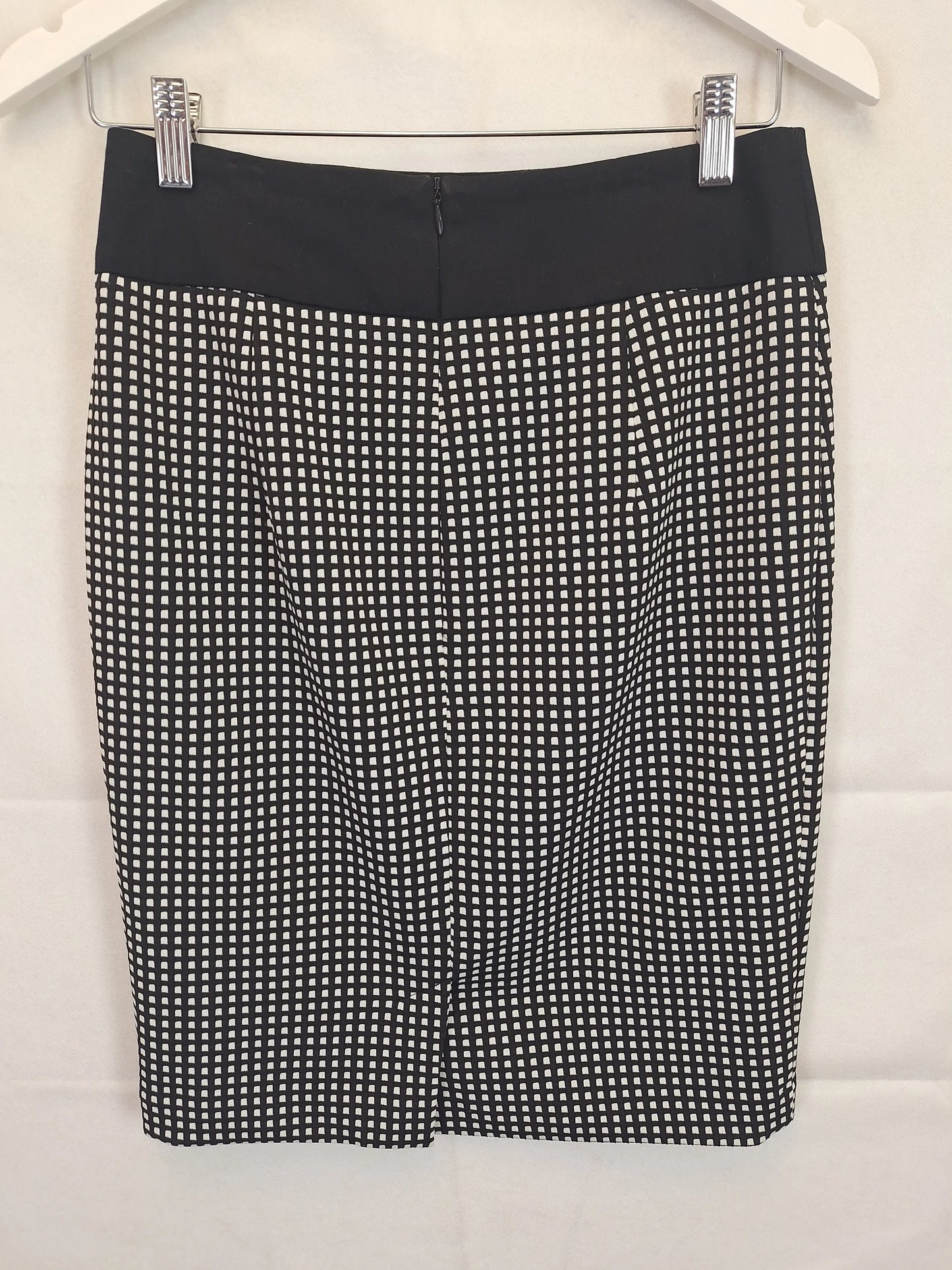 Review Pencil Work Midi Skirt Size 8 by SwapUp-Online Second Hand Store-Online Thrift Store