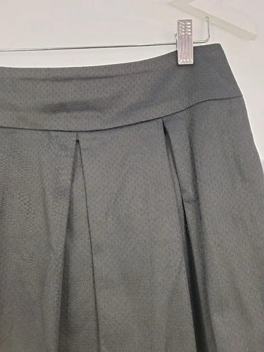 Review Pleated Everyday Textured Mini Skirt Size 10 by SwapUp-Online Second Hand Store-Online Thrift Store