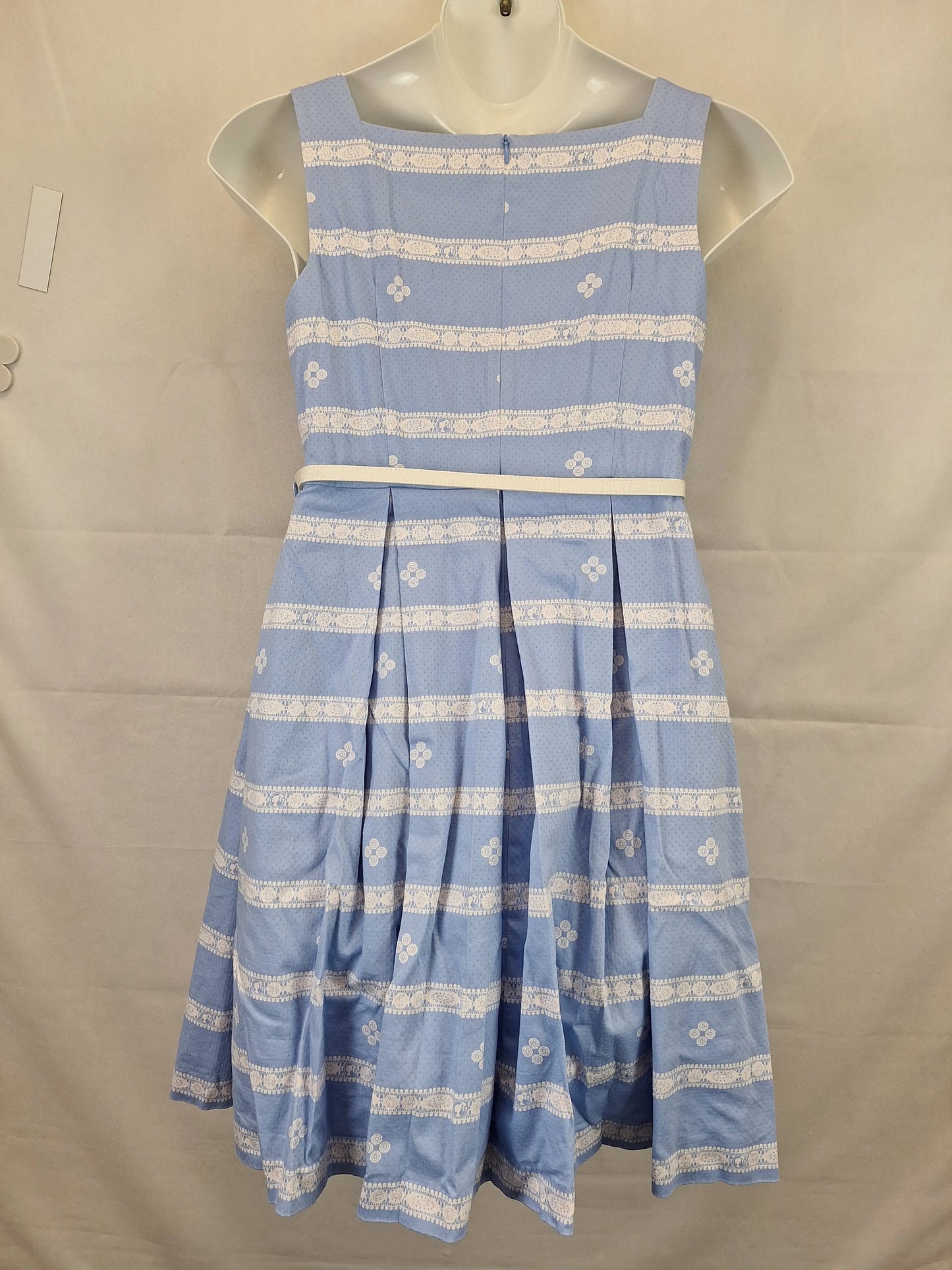 Review Retro Boxed Pleat Midi Dress Size 14 by SwapUp-Online Second Hand Store-Online Thrift Store