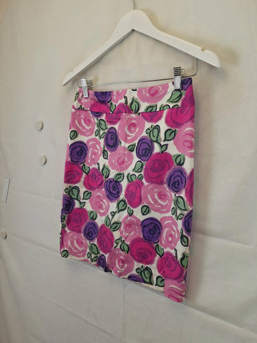 Review Roses Pencil Mini Skirt Size 8 by SwapUp-Online Second Hand Store-Online Thrift Store