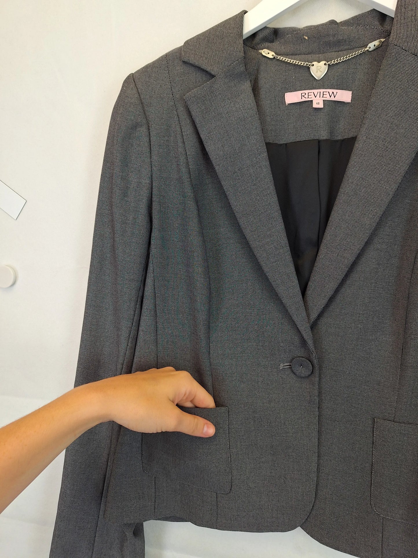 Review Single Breasted Office Blazer Size 12 by SwapUp-Online Second Hand Store-Online Thrift Store