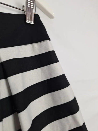 Review Striped Box Pleated Mini Skirt Size 10 by SwapUp-Online Second Hand Store-Online Thrift Store
