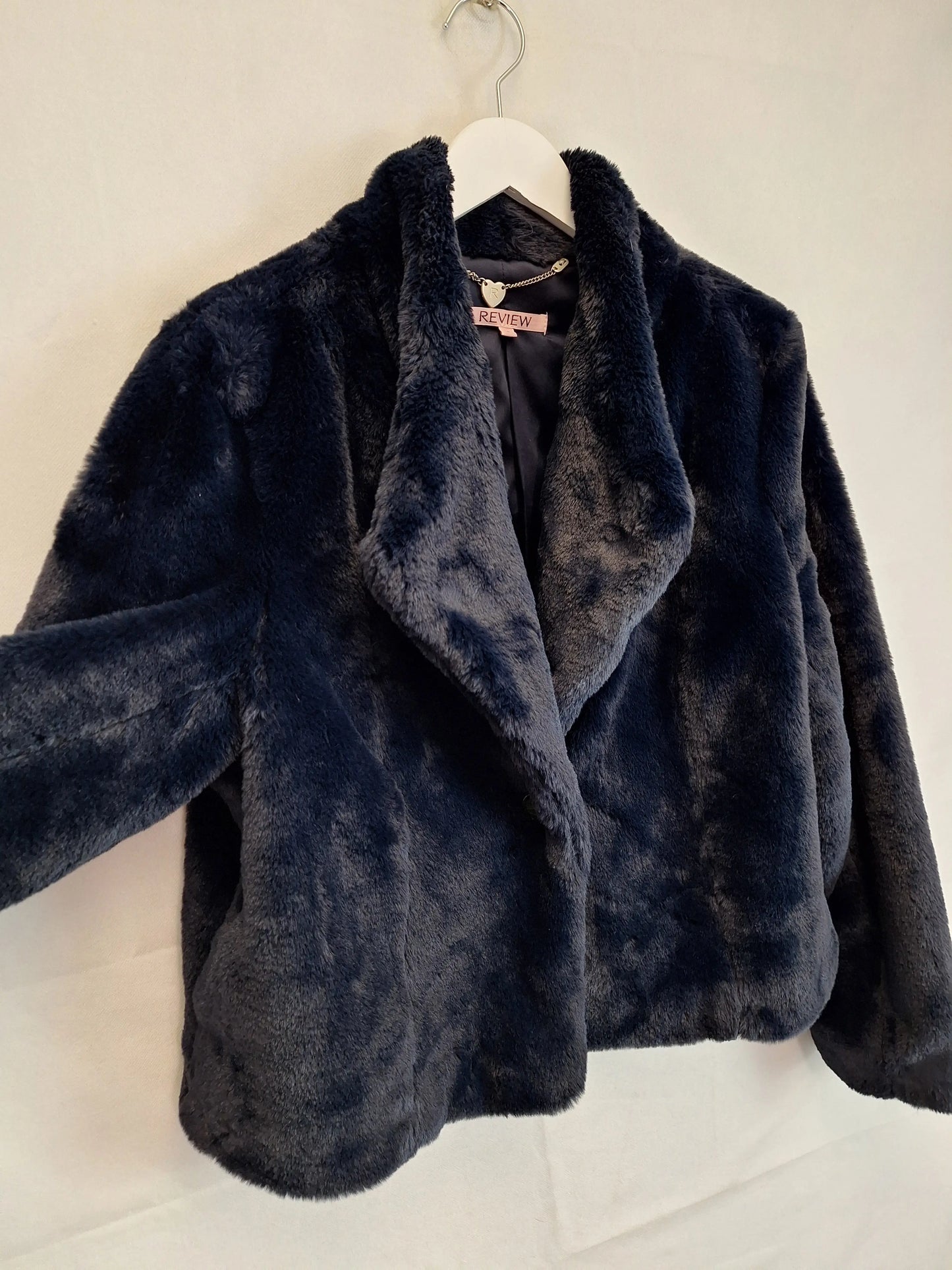 Review Super Soft Faux Fur Cropped Jacket Size 16 by SwapUp-Online Second Hand Store-Online Thrift Store
