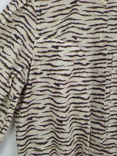 Saba Deep Front Pockets Shirt Size 10 by SwapUp-Online Second Hand Store-Online Thrift Store