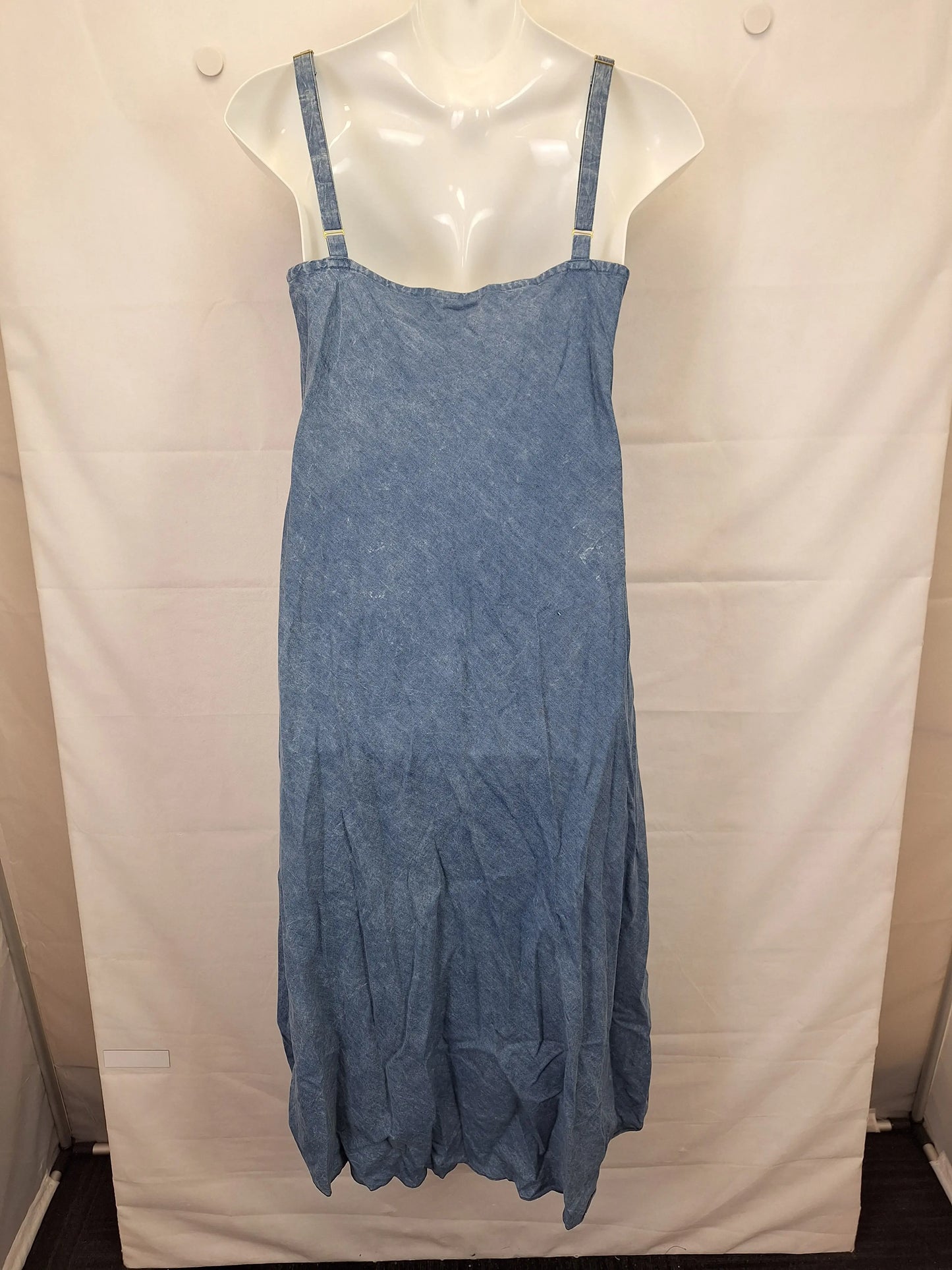 Saffron Road Chic Washed Out Denim Maxi Dress Size XL by SwapUp-Online Second Hand Store-Online Thrift Store