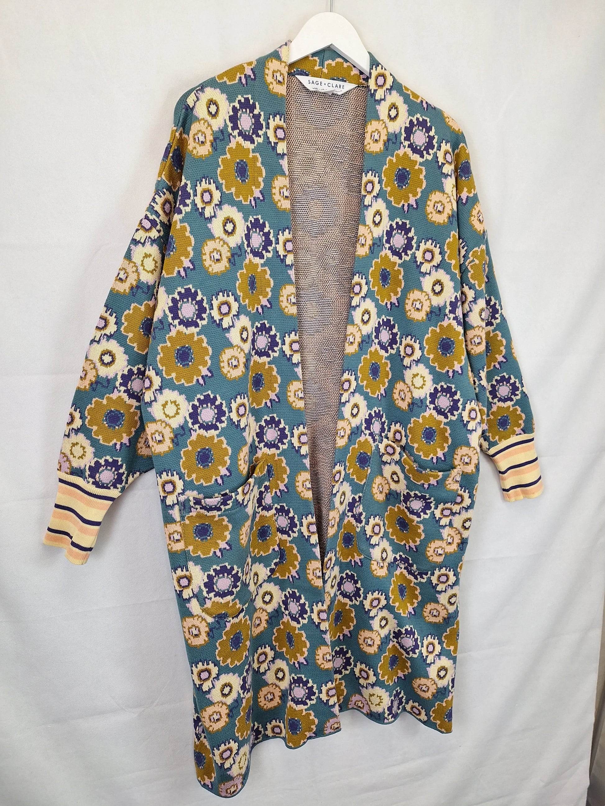 Sage & Clare Floral Jaquard Robe Cardigan Size OSFA by SwapUp-Online Second Hand Store-Online Thrift Store