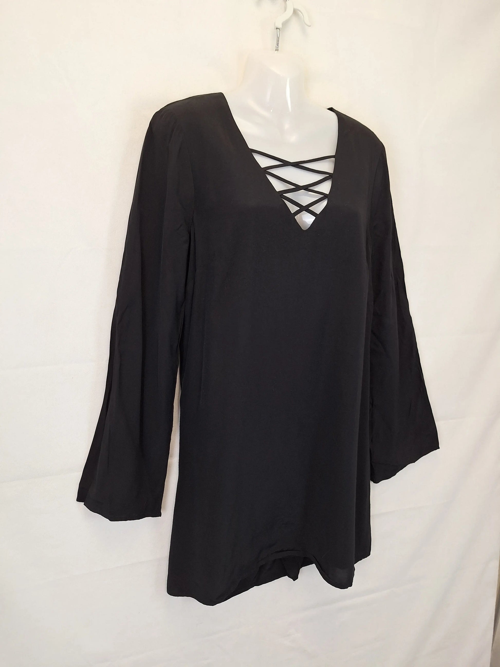Seed Plunge Tunic Mini  Dress Size 10 by SwapUp-Online Second Hand Store-Online Thrift Store