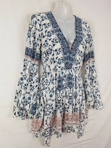 Sheike Floral Vacation Bell Sleeve Dress Size 8 by SwapUp-Online Second Hand Store-Online Thrift Store