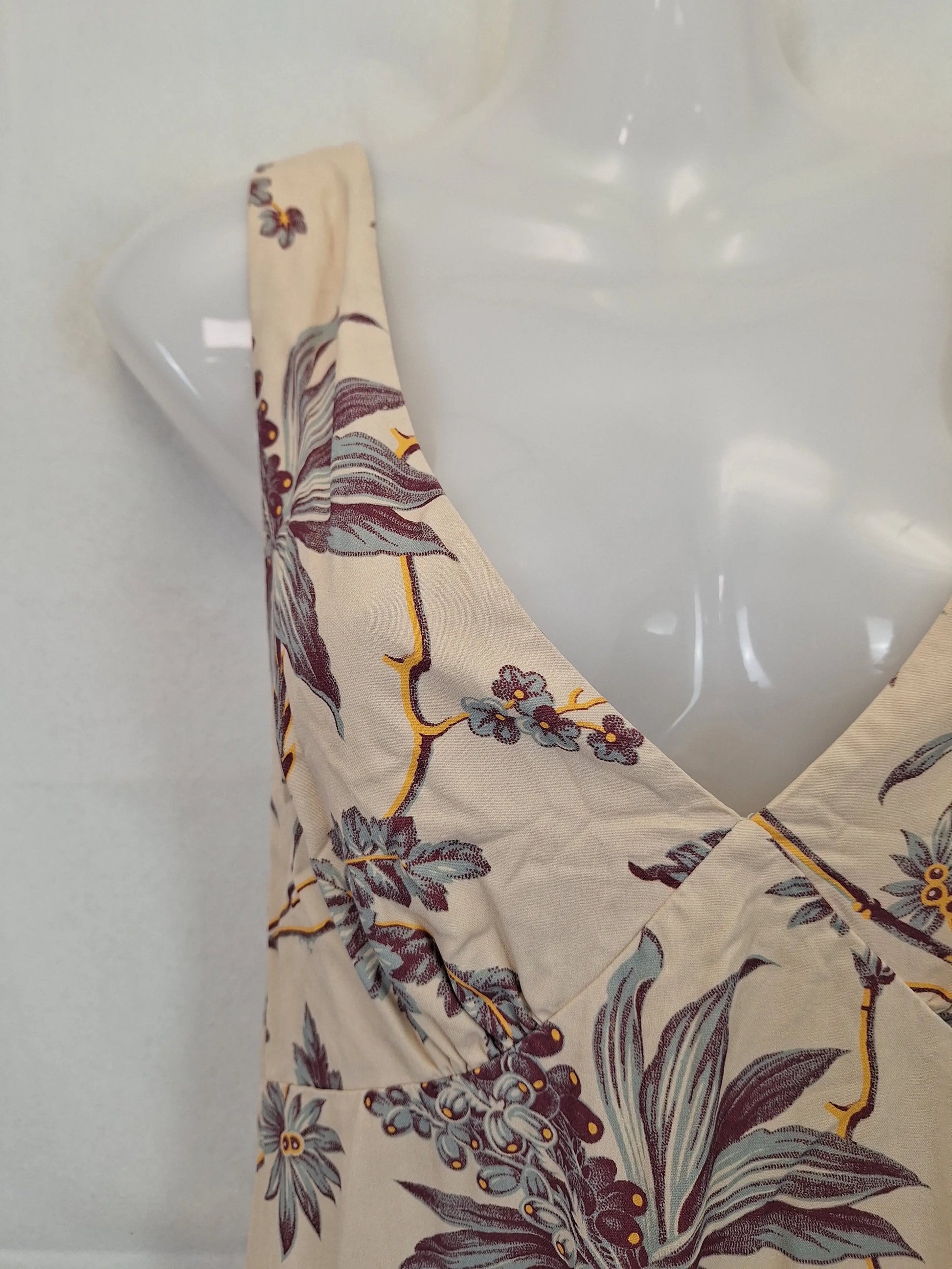 Sir Floral Silk Midi Dress Size 6 by SwapUp-Online Second Hand Store-Online Thrift Store