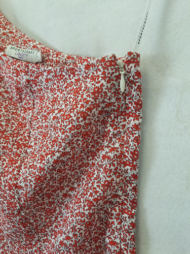 Sportscraft Cold Shoulder Liberty Linen Top Size 8 by SwapUp-Online Second Hand Store-Online Thrift Store