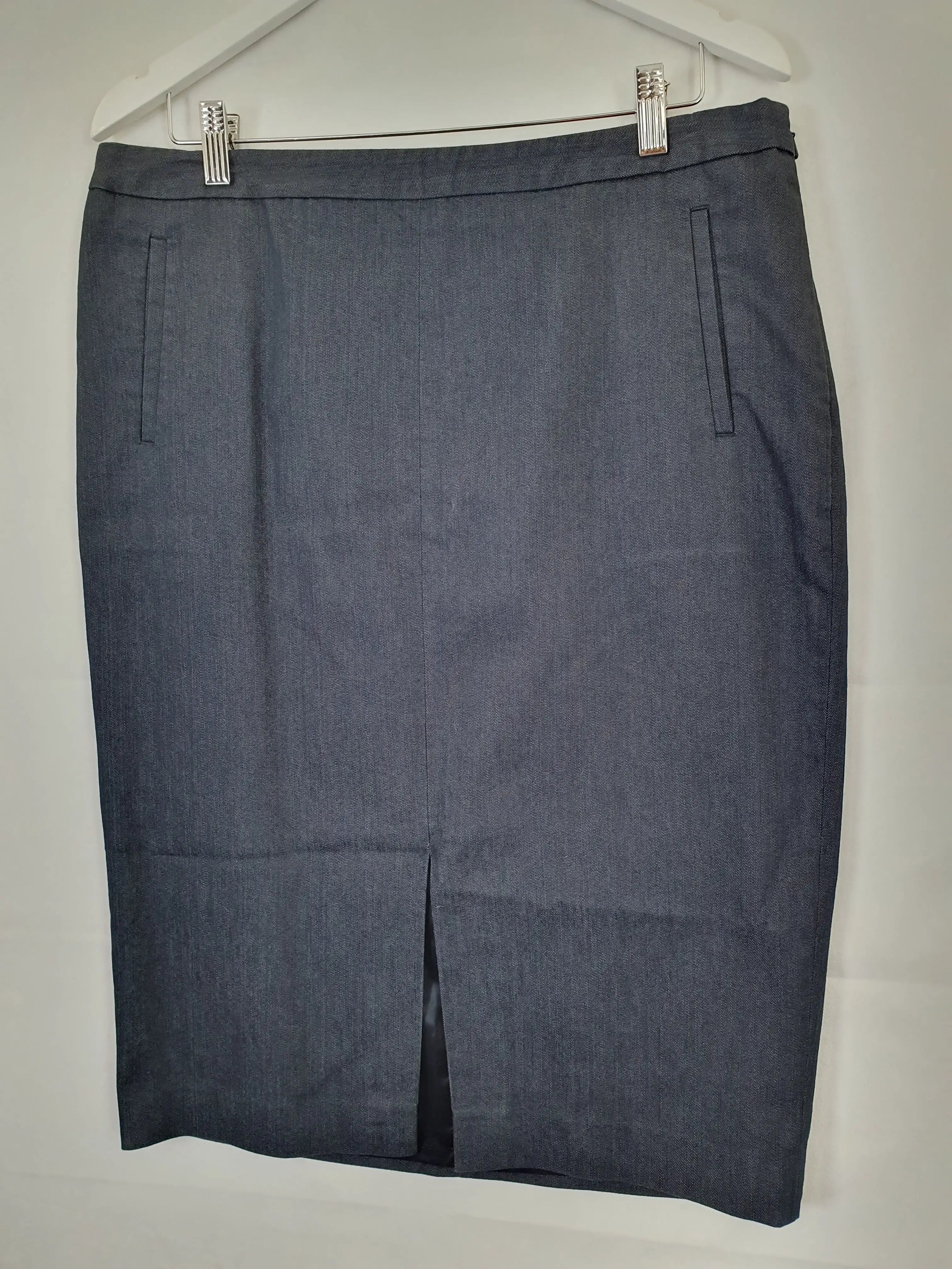 Midi Stretch Denim Pencil Skirt Classy Closet Modest Boutique Near Me | Denim  skirts knee length, Denim pencil skirt, Pencil skirt