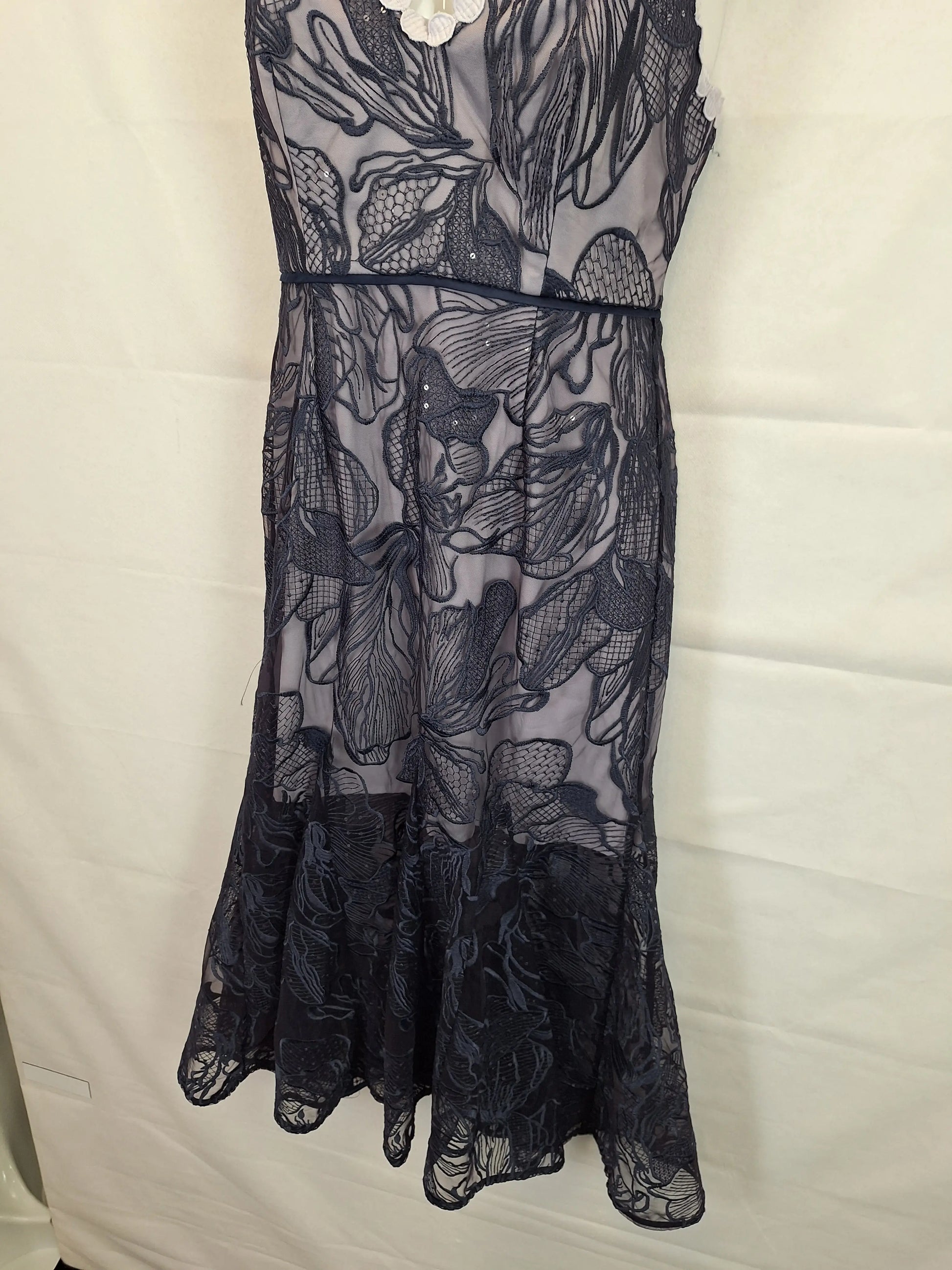 Talulah Lace Mesh Maxi Dress Size XS by SwapUp-Online Second Hand Store-Online Thrift Store