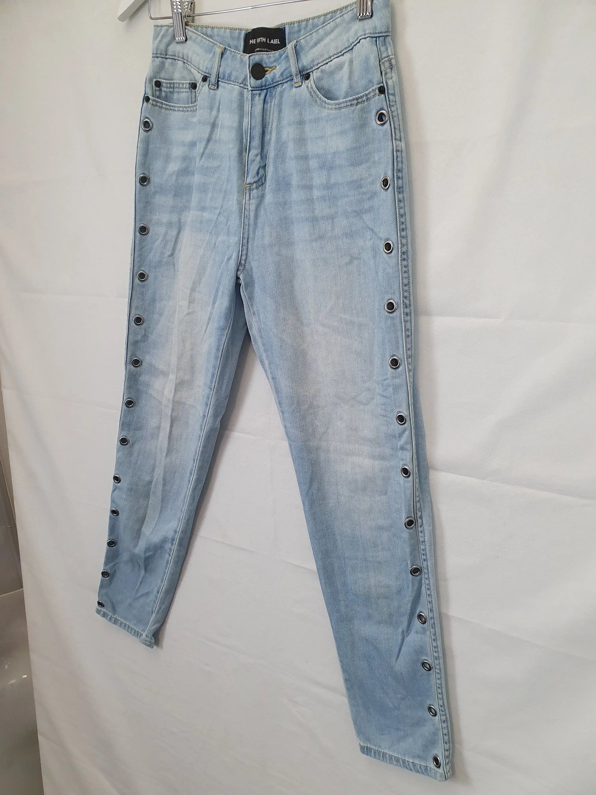 Featured Shops: Jeans