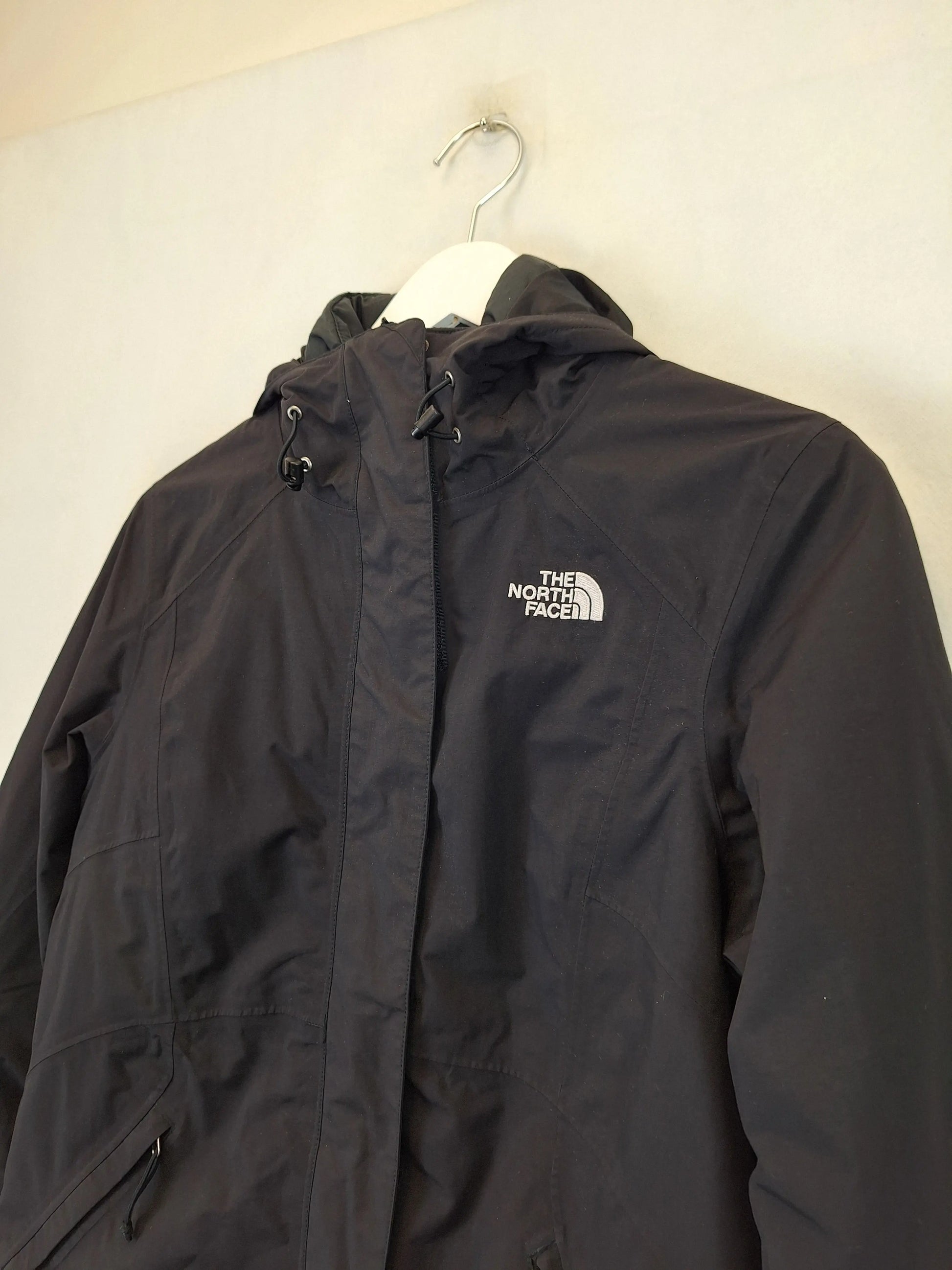 The North Face Winter Staple Hooded Parka Jacket Size S by SwapUp-Online Second Hand Store-Online Thrift Store