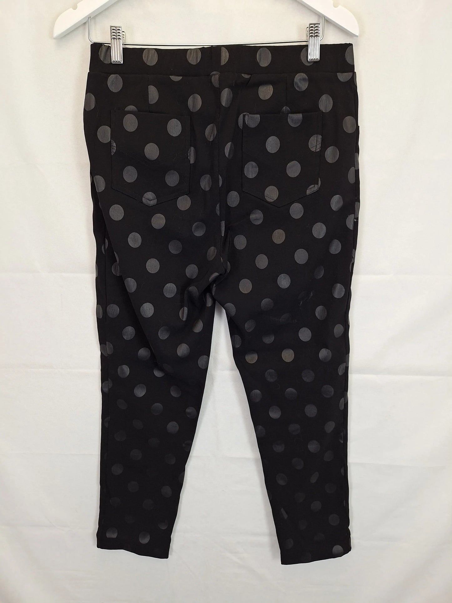Threadz Polka Dot Pants Size M by SwapUp-Online Second Hand Store-Online Thrift Store