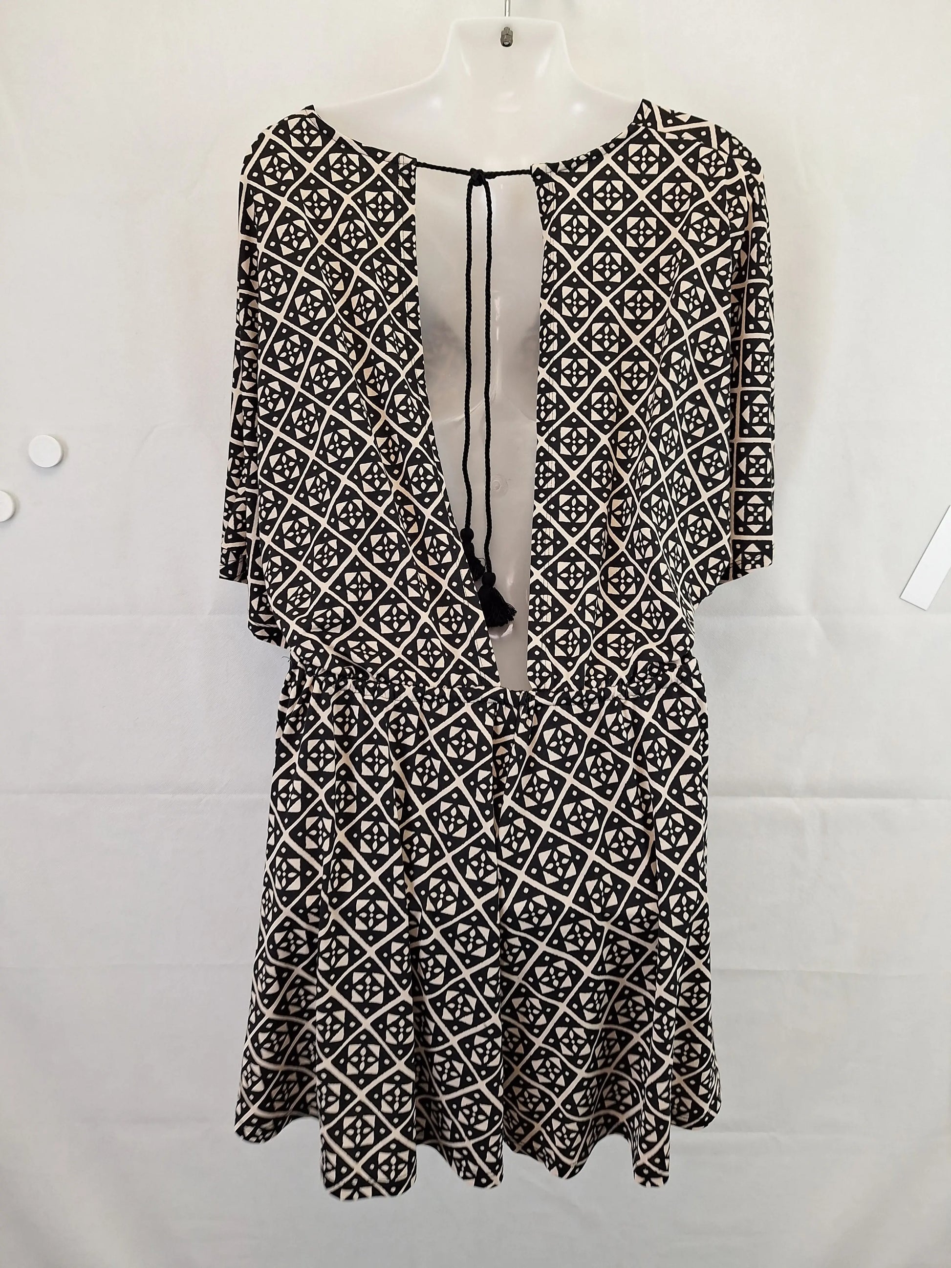 Tigerlily Classic Boho Open Back Playsuit Size 14 by SwapUp-Online Second Hand Store-Online Thrift Store
