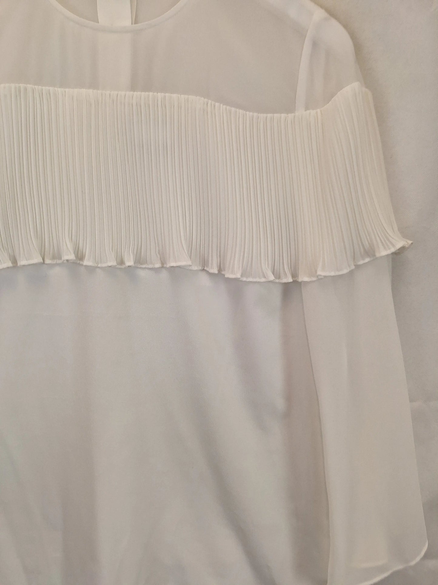 Witchery Classic Pleated Trim Top Size 8 by SwapUp-Online Second Hand Store-Online Thrift Store