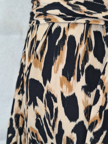 Witchery Elegant Abstract Ruffle Dress Size 16 by SwapUp-Online Second Hand Store-Online Thrift Store