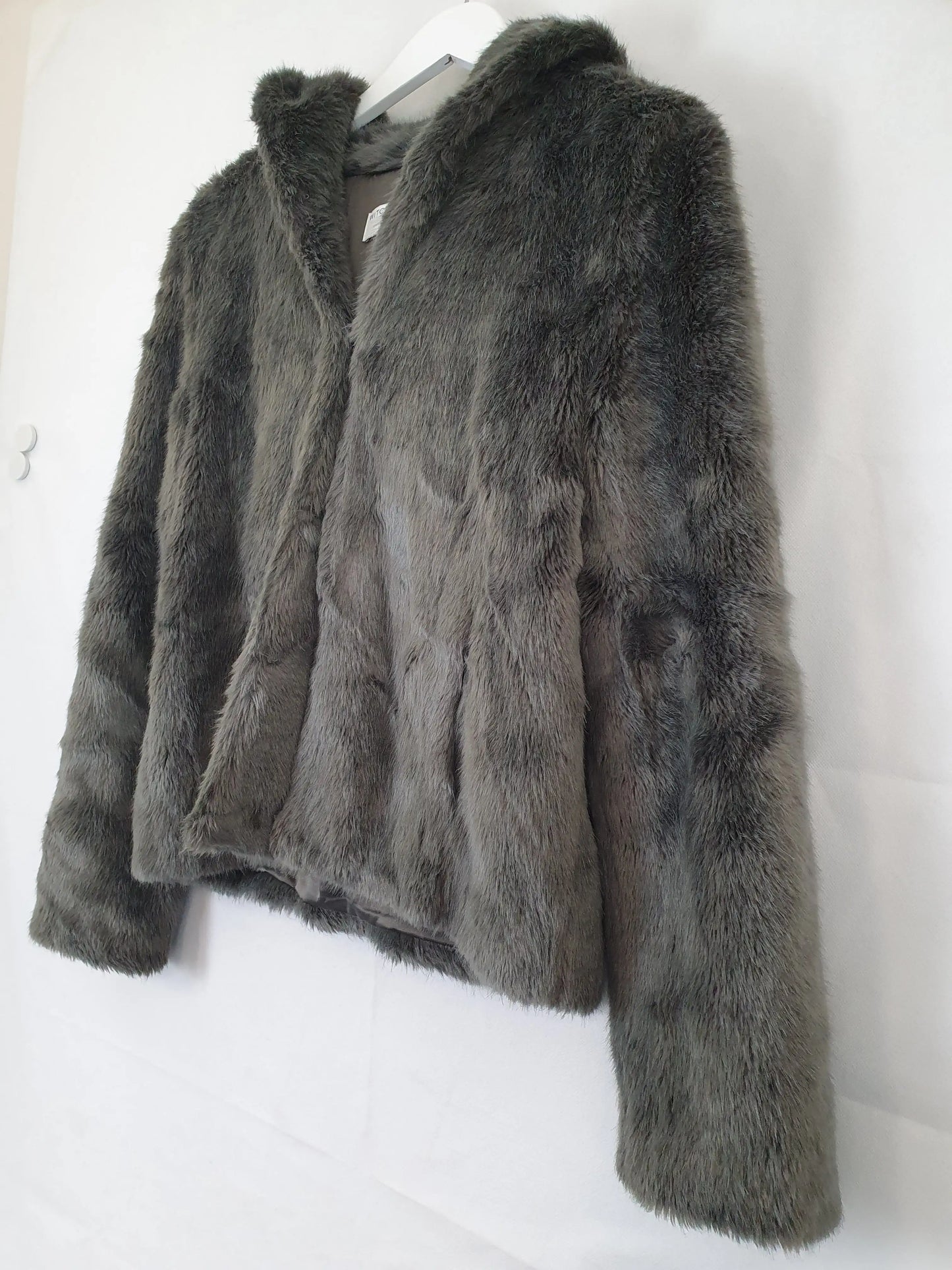 Witchery Faux Fur Jacket Size S by SwapUp-Online Second Hand Store-Online Thrift Store