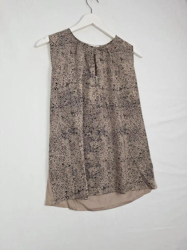 Witchery Latte Hybrid Panel Key Hole Top Size S by SwapUp-Online Second Hand Store-Online Thrift Store