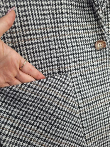 Witchery Thick Tweed Single Breasted Jacket Size 10 by SwapUp-Online Second Hand Store-Online Thrift Store
