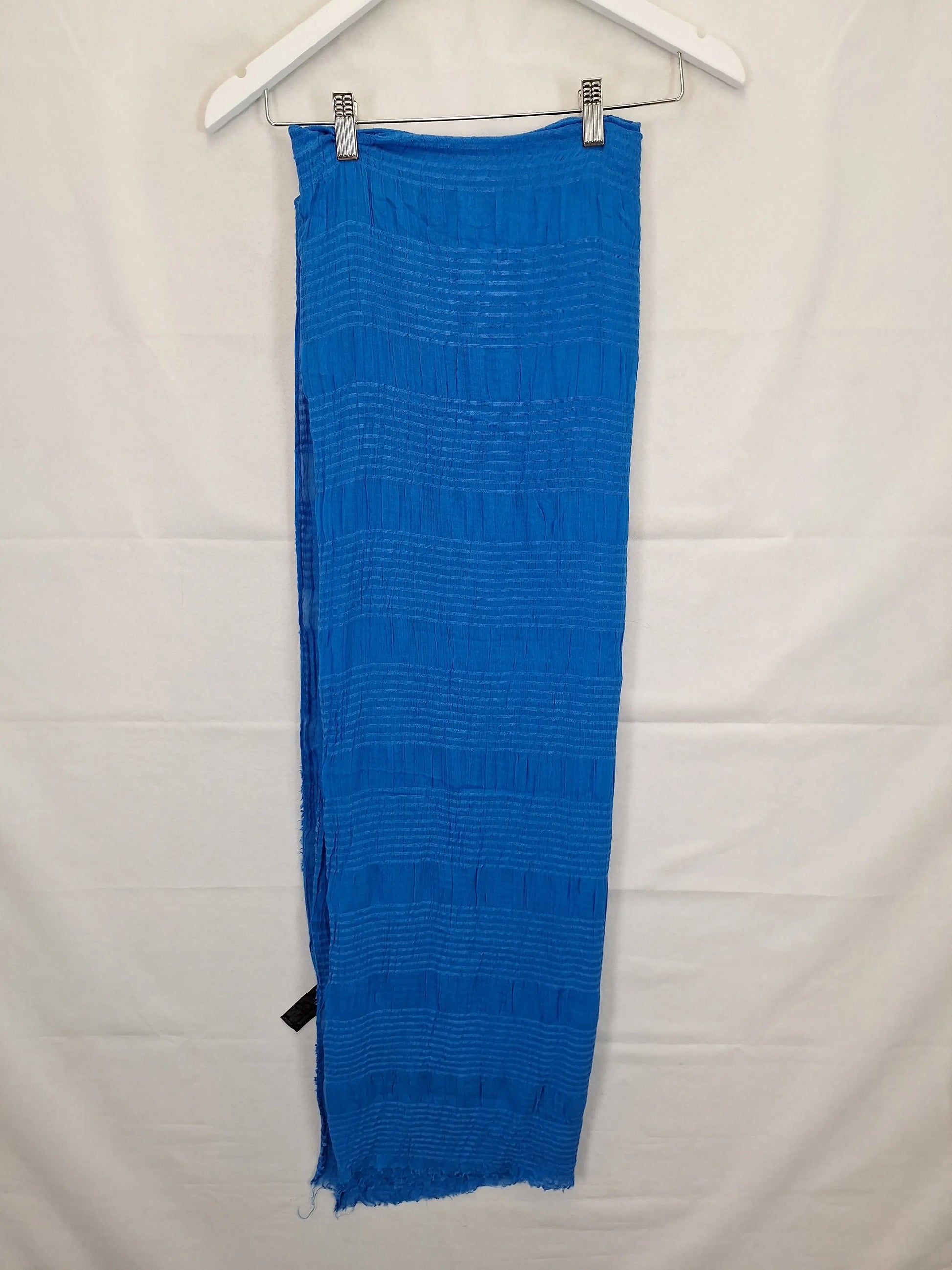 Zara Sea Maxi Scarf Size M by SwapUp-Online Second Hand Store-Online Thrift Store