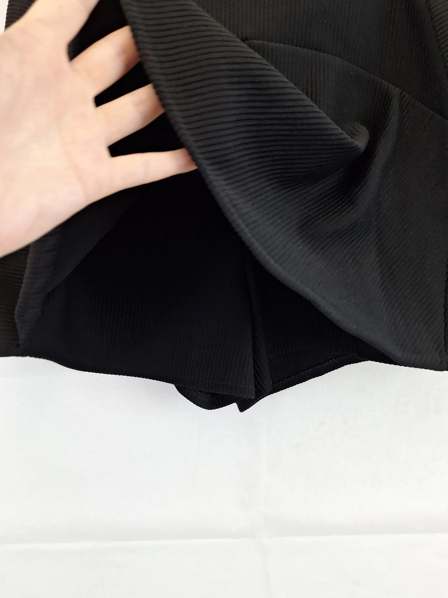 Zara Textured Stretch Mini Skort Size 10 by SwapUp-Online Second Hand Store-Online Thrift Store