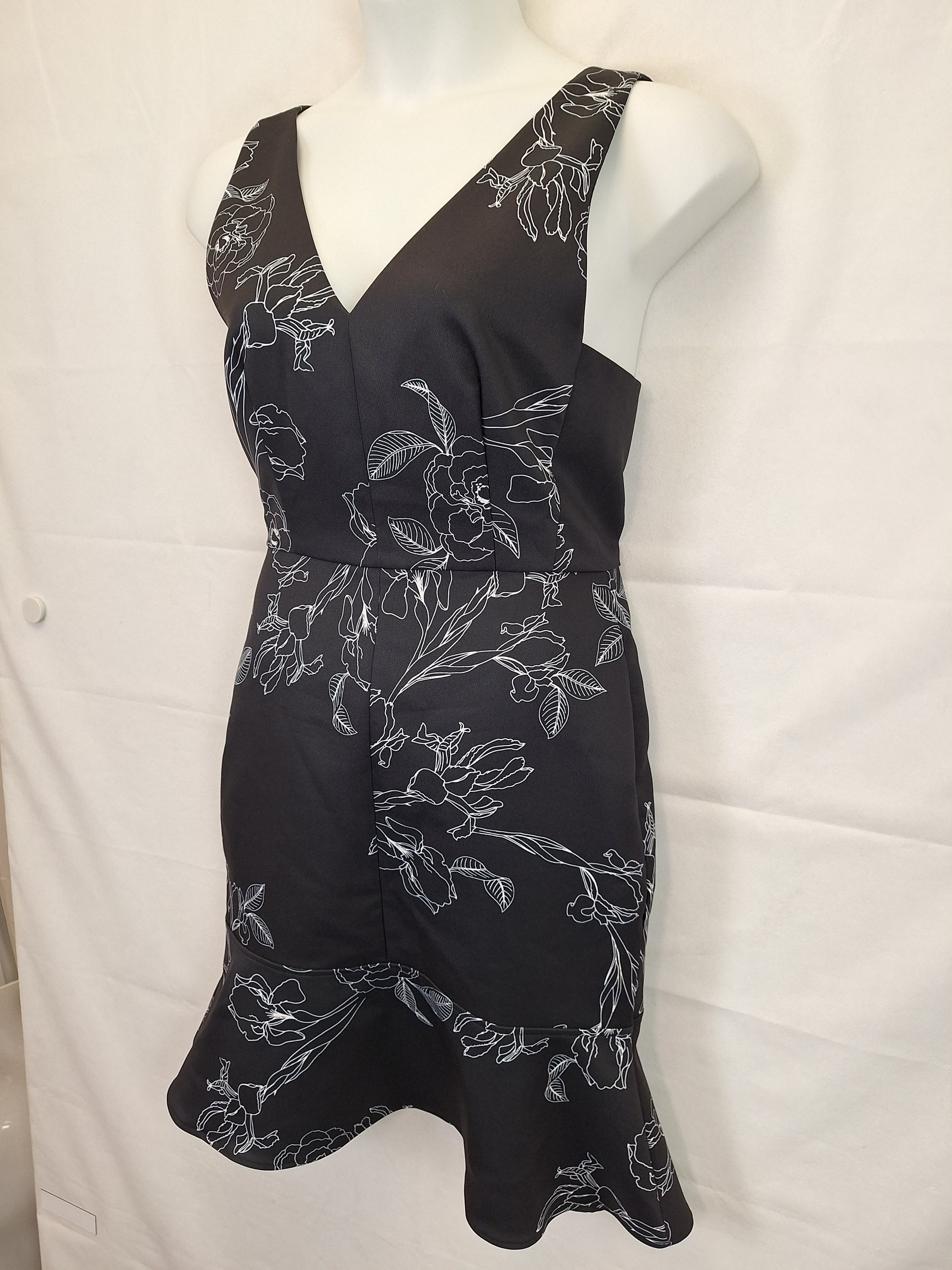 Cooper St Monochrome Sleeveless Midi Dress Size 12 by SwapUp-Online Second Hand Store-Online Thrift Store