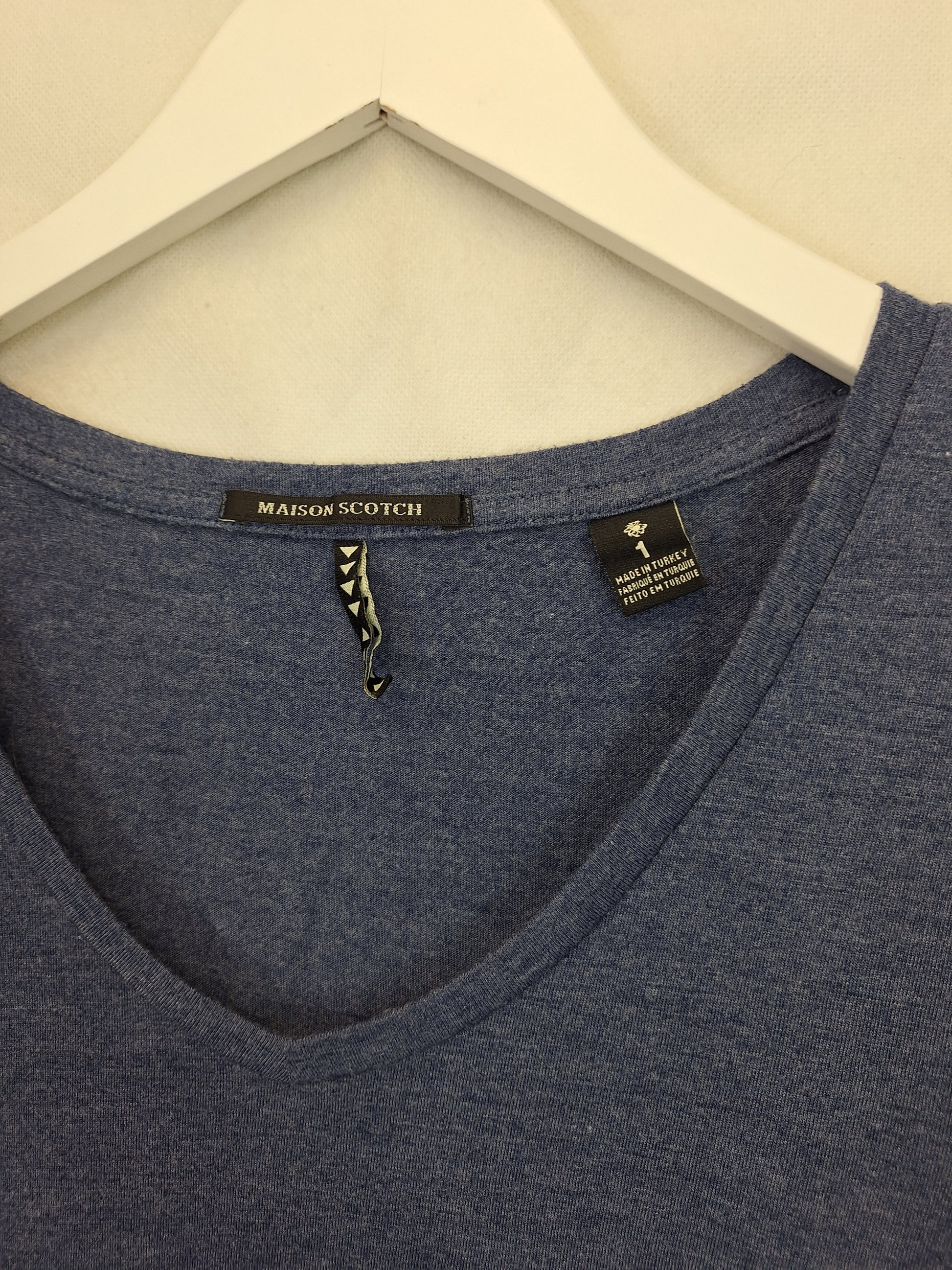 Scotch & Soda V Neck Basic Top Size 8 by SwapUp-Online Second Hand Store-Online Thrift Store