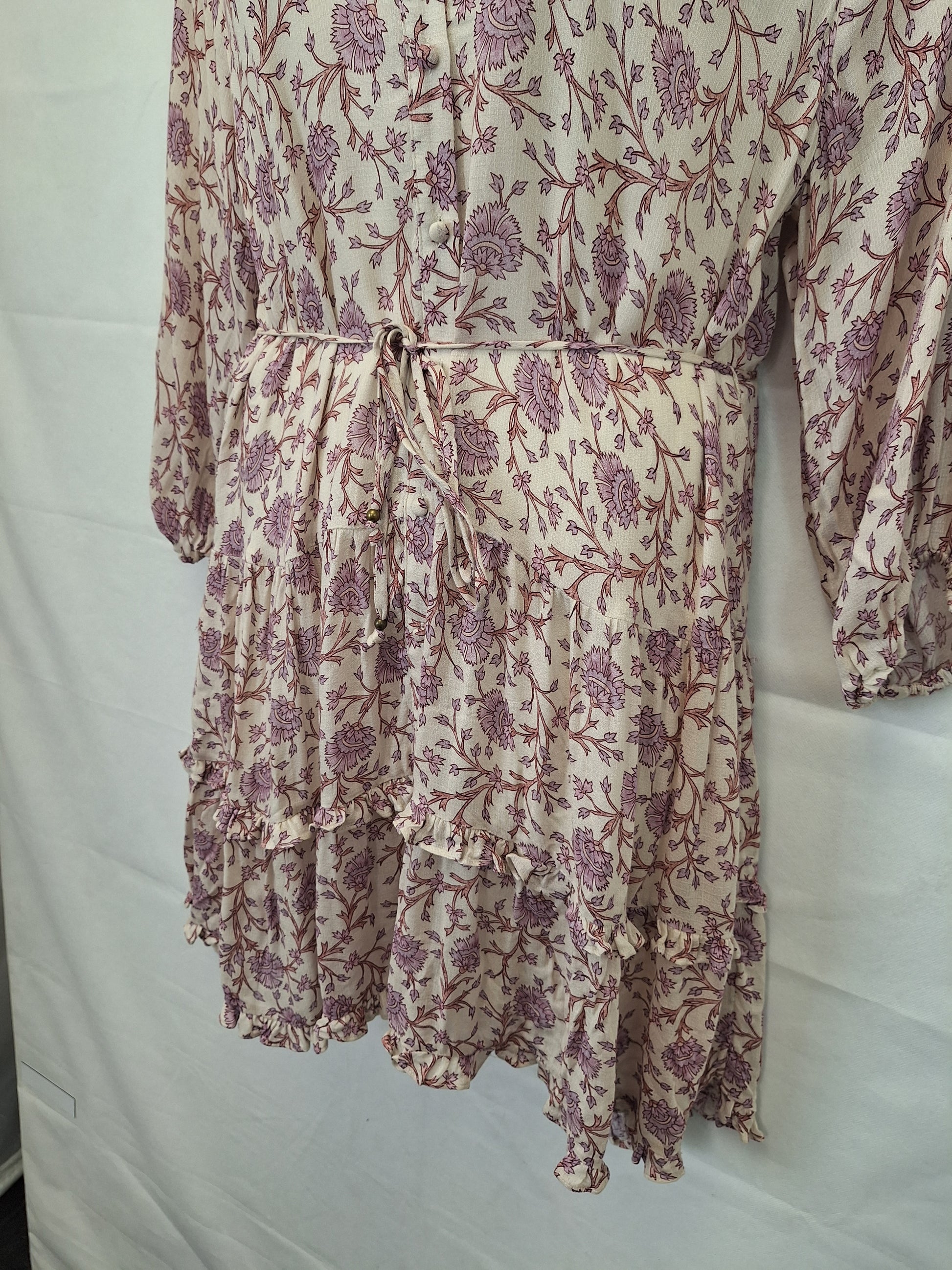Tigerlily Floral Deep V Mini Dress Size 12 by SwapUp-Online Second Hand Store-Online Thrift Store