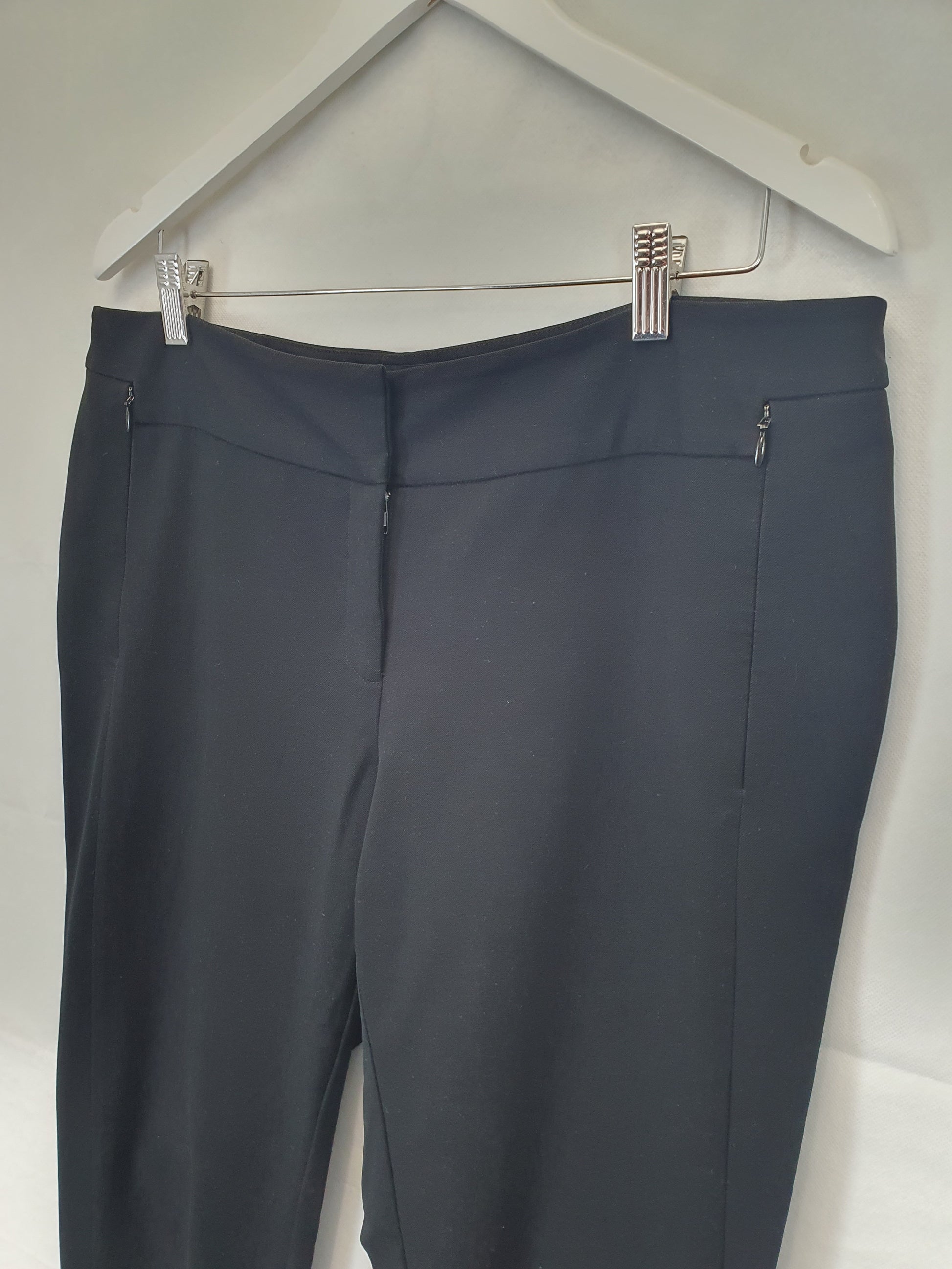 Cue Capsule Office Stretch Pants Size 14 – SwapUp