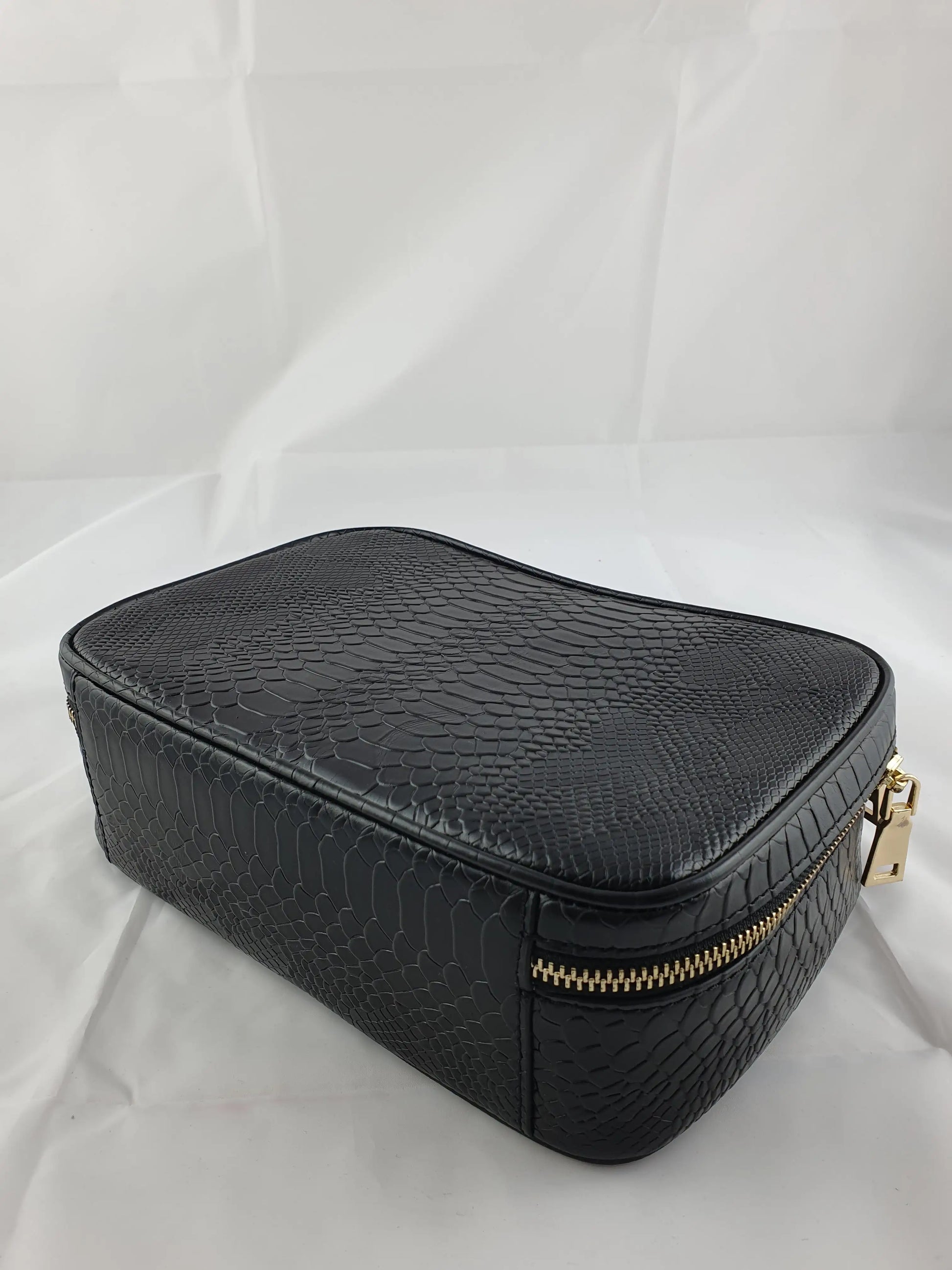 Mon Purse Square Snakeskin Pattern Handbag by SwapUp-Second Hand Shop-Thrift Store-Op Shop 