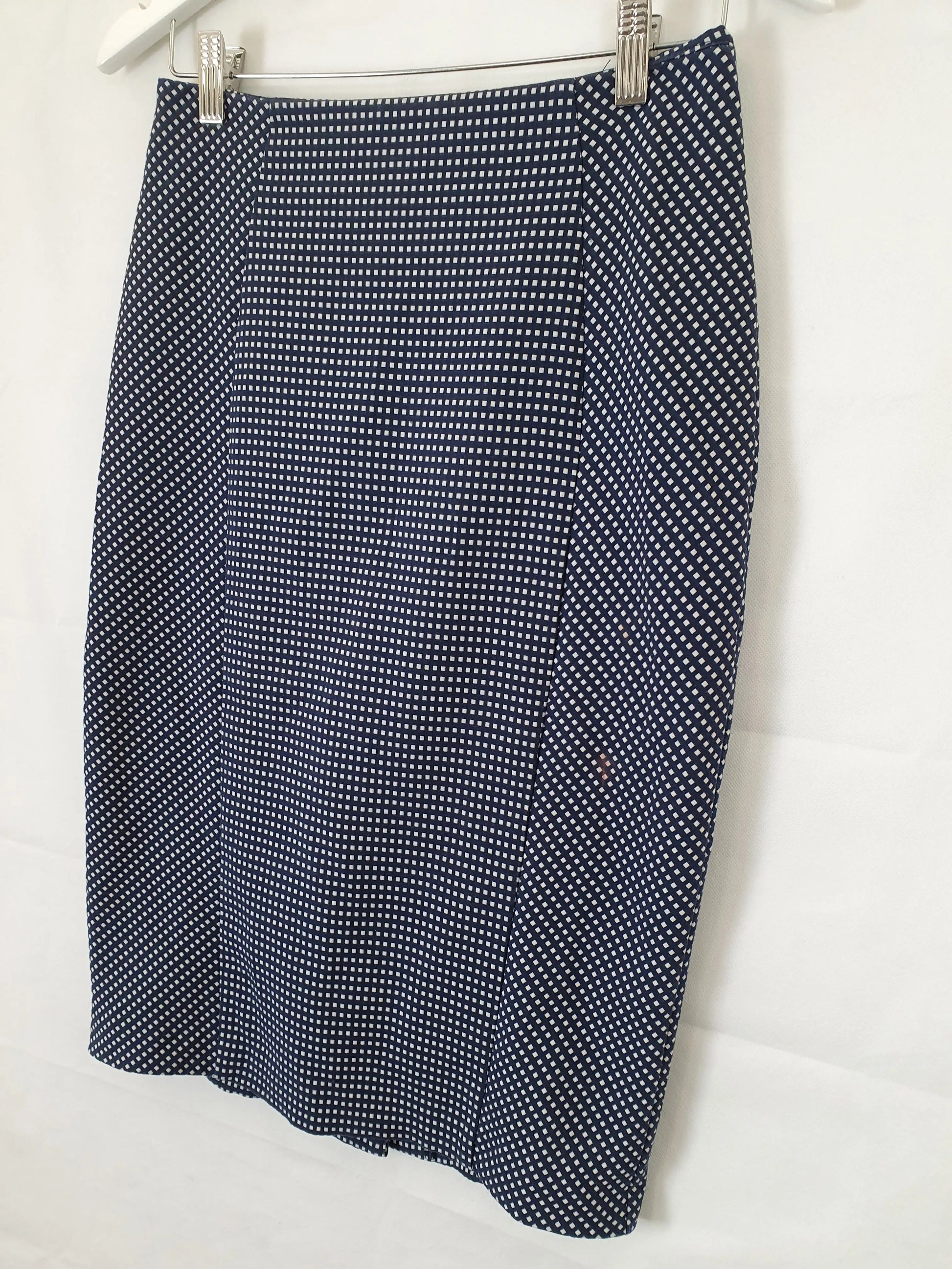 Veronika Maine Checkered Pencil Midi Skirt Size 8 by SwapUp-Second Hand Shop-Thrift Store-Op Shop 